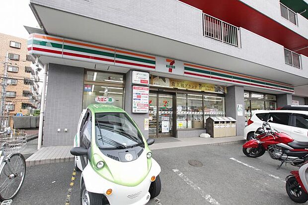 セブンイレブン川崎百合丘店まで約977ｍ