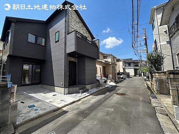 すぐの見学や資料請求など、お気軽にお問い合わせください