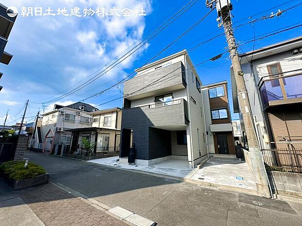 すぐの見学や資料請求など、お気軽にお問い合わせください