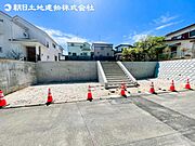 すぐのご見学や資料請求など、お気軽にお問い合わせください