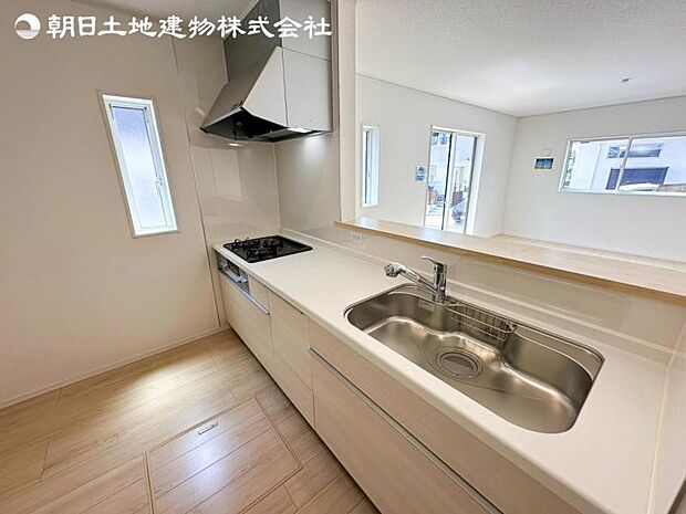 すぐの見学や資料請求など、お気軽にお問い合わせください