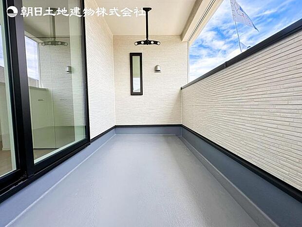 すぐの見学や資料請求など、お気軽にお問い合わせください