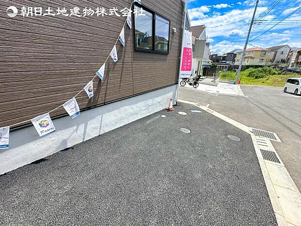 すぐの見学や資料請求など、お気軽にお問い合わせください