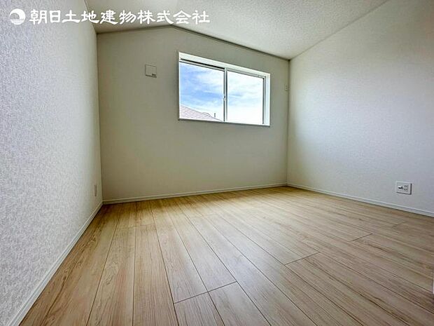 すぐの見学や資料請求など、お気軽にお問い合わせください