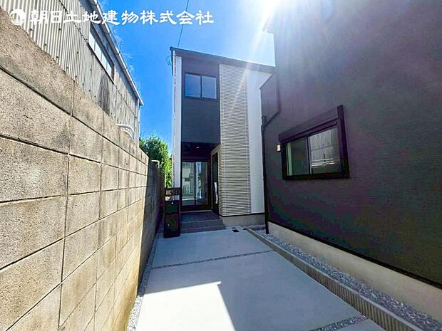 すぐのご見学や資料請求など、お気軽にお問い合わせください。