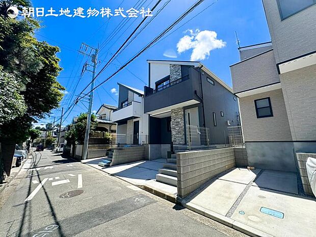 すぐの見学や資料請求など、お気軽にお問い合わせください