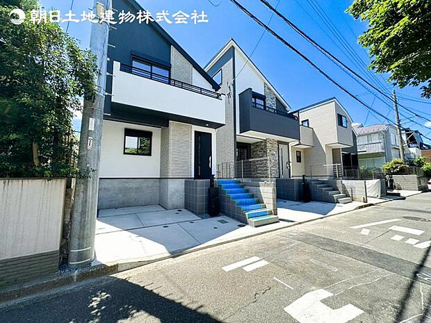 すぐの見学や資料請求など、お気軽にお問い合わせください