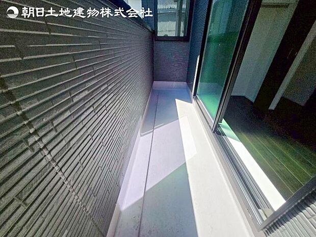 すぐのご見学や資料請求など、お気軽にお問い合わせください。