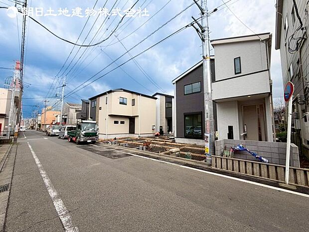 すぐのご見学や資料請求など、お気軽にお問い合わせください。