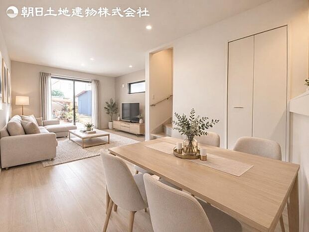本画像はCGで作成しており、実際に現地に家具は置かれておりません。尚価格に家具は含まれておりません。