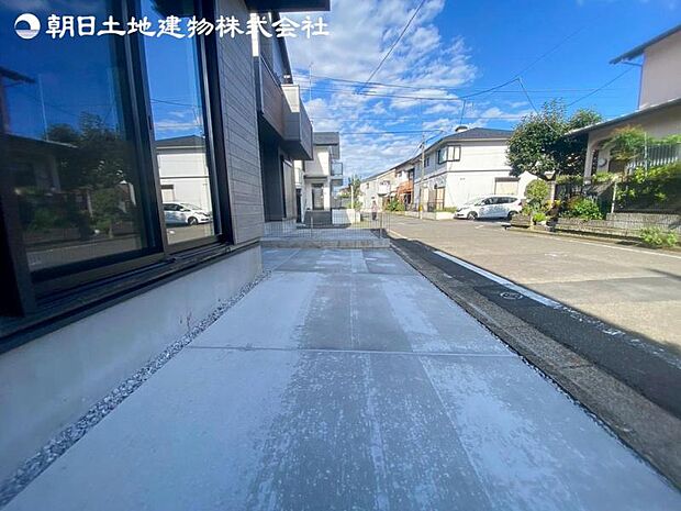 すぐの見学や資料請求など、お気軽にお問い合わせください