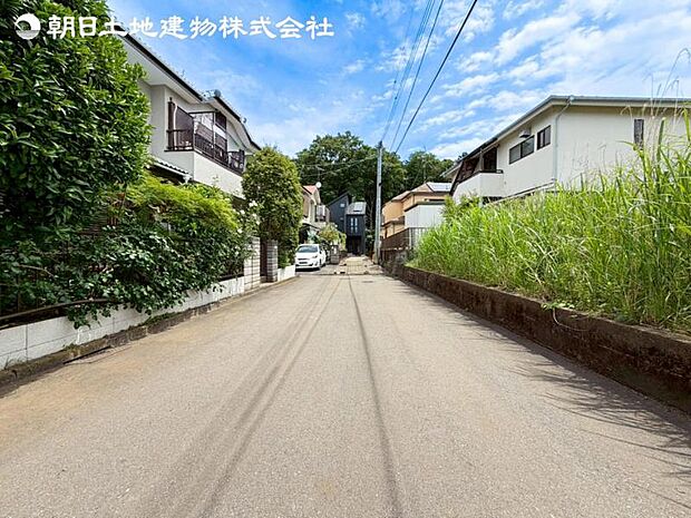 すぐの見学や資料請求など、お気軽にお問い合わせください