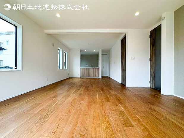 すぐの見学や資料請求など、お気軽にお問い合わせください
