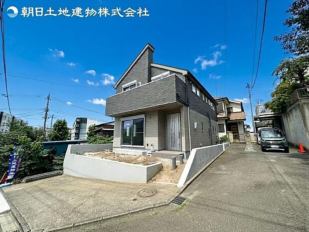 すぐの見学や資料請求など、お気軽にお問い合わせください