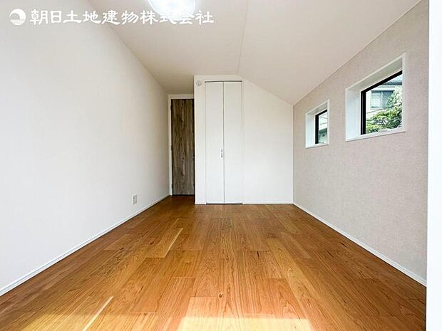 すぐの見学や資料請求など、お気軽にお問い合わせください