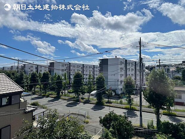 すぐの見学や資料請求など、お気軽にお問い合わせください