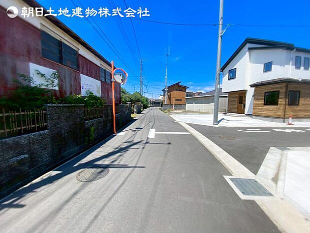 すぐの見学や資料請求など、お気軽にお問い合わせください
