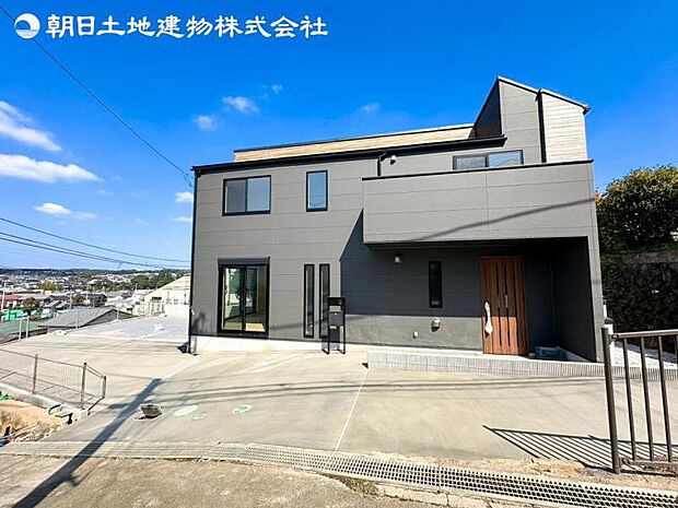 すぐの見学や資料請求など、お気軽にお問い合わせください