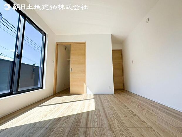 すぐの見学や資料請求など、お気軽にお問い合わせください