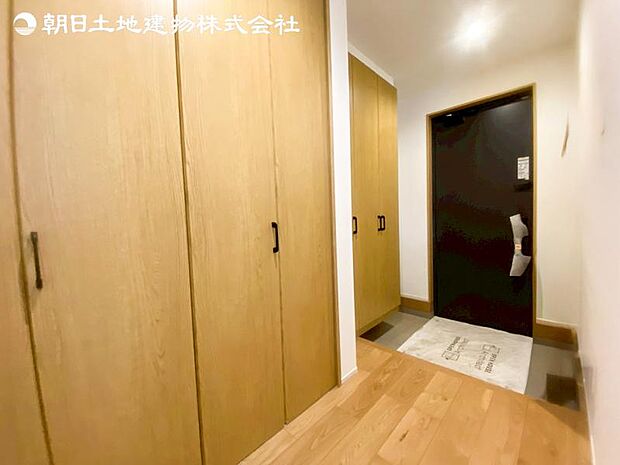 すぐの見学や資料請求など、お気軽にお問い合わせください