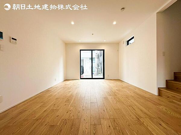 すぐの見学や資料請求など、お気軽にお問い合わせください