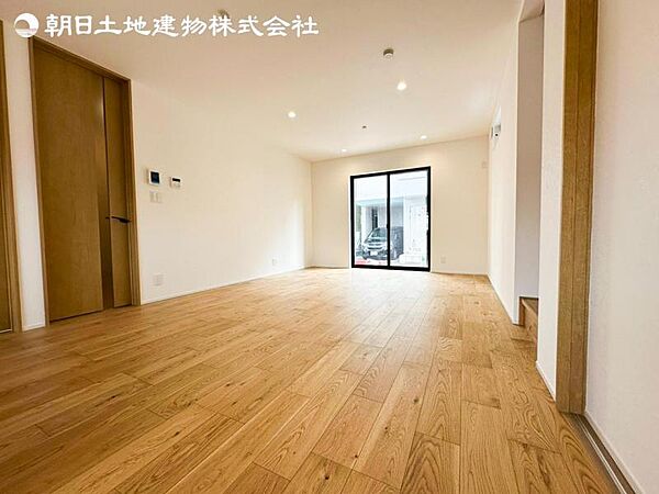 すぐの見学や資料請求など、お気軽にお問い合わせください