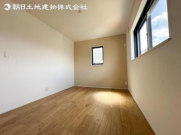 すぐの見学や資料請求など、お気軽にお問い合わせください