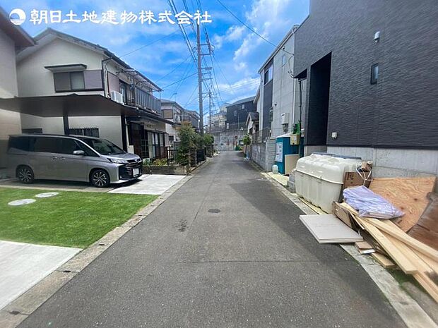 すぐの見学や資料請求など、お気軽にお問い合わせください