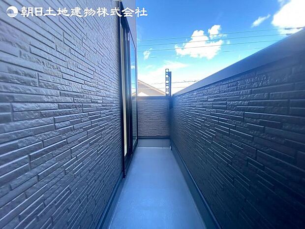 すぐの見学や資料請求など、お気軽にお問い合わせください