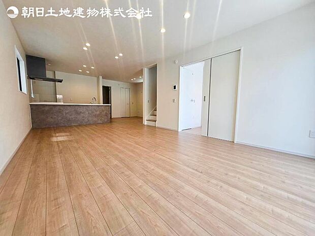 すぐの見学や資料請求など、お気軽にお問い合わせください