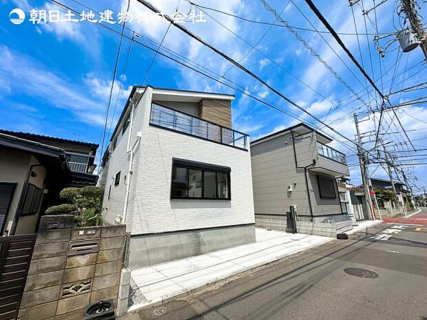 すぐの見学や資料請求など、お気軽にお問い合わせください