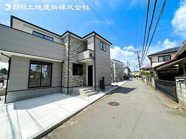 すぐの見学や資料請求など、お気軽にお問い合わせください