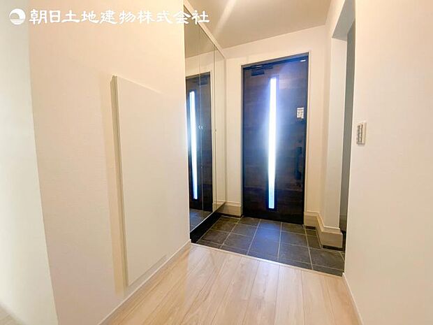 すぐの見学や資料請求など、お気軽にお問い合わせください