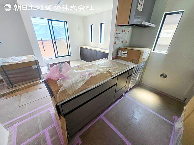すぐの見学や資料請求など、お気軽にお問い合わせください
