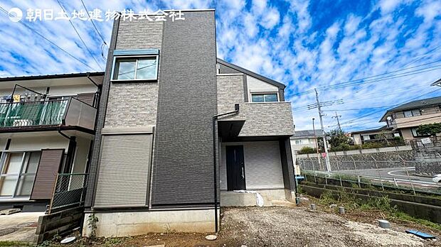 すぐの見学や資料請求など、お気軽にお問い合わせください