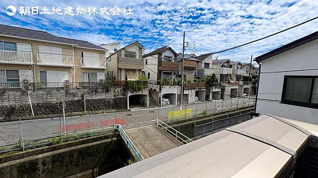 すぐの見学や資料請求など、お気軽にお問い合わせください