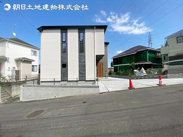 すぐの見学や資料請求など、お気軽にお問い合わせください