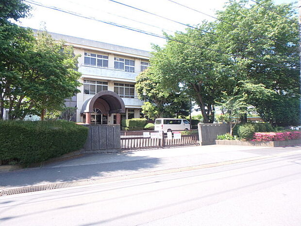 若草中学校まで約346m