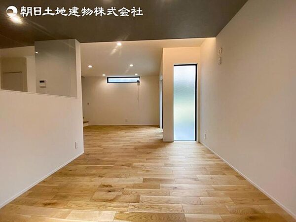 すぐの見学や資料請求など、お気軽にお問い合わせください