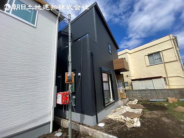 すぐの見学や資料請求など、お気軽にお問い合わせください
