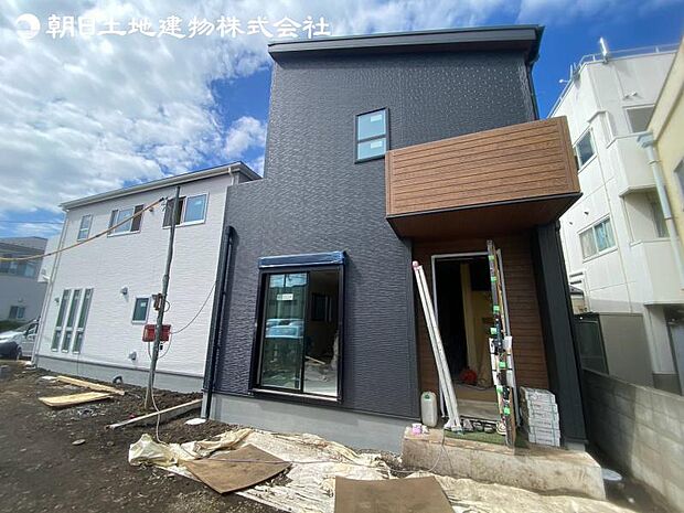 すぐの見学や資料請求など、お気軽にお問い合わせください