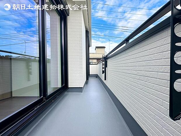 すぐのご見学や資料請求など、お気軽にお問い合わせください
