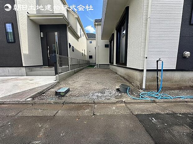 すぐのご見学や資料請求など、お気軽にお問い合わせください