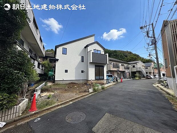 すぐの見学や資料請求など、お気軽にお問い合わせください