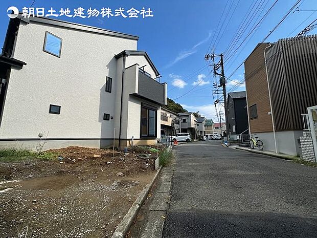 すぐの見学や資料請求など、お気軽にお問い合わせください
