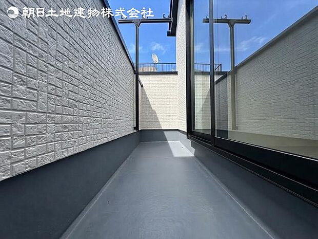 すぐの見学や資料請求など、お気軽にお問い合わせください