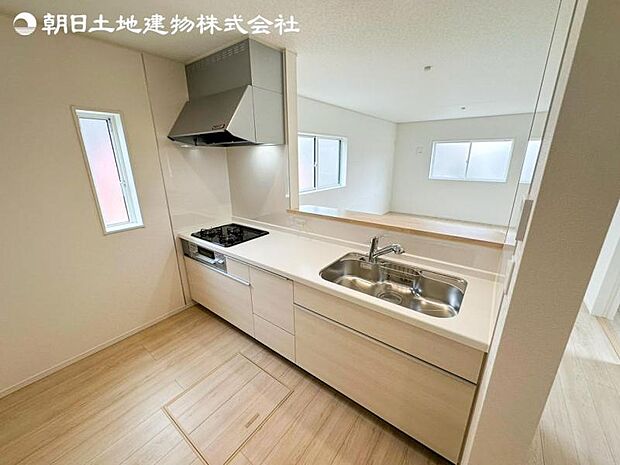 すぐの見学や資料請求など、お気軽にお問い合わせください