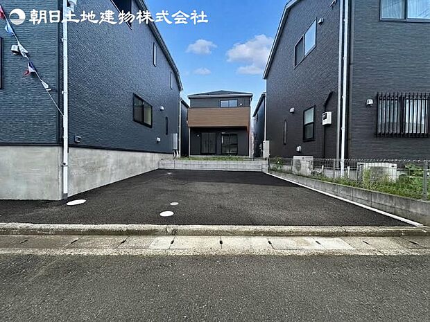 すぐの見学や資料請求など、お気軽にお問い合わせください