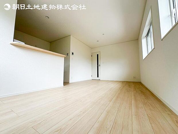 すぐの見学や資料請求など、お気軽にお問い合わせください