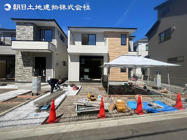 すぐの見学や資料請求など、お気軽にお問い合わせください